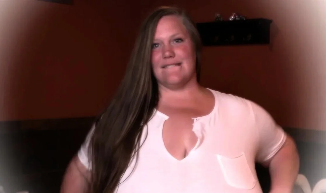 Leann amateur beautiful brunette with big boobs