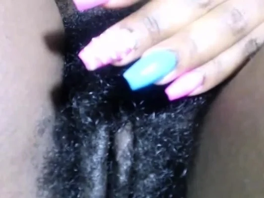 Hairy Black Amateur Close-Up Masturbation Video