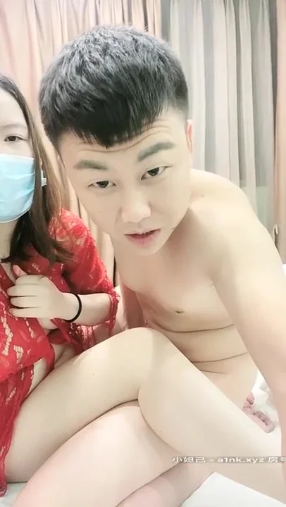 原版 御姐美少妇 啪啪 - Collection Of Homemade Selfies And Sneak Shots