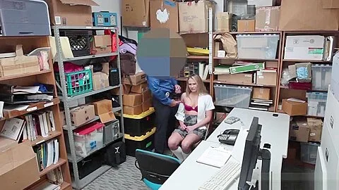 LP Officer banging the shoplifter Alyssa Cole sideways