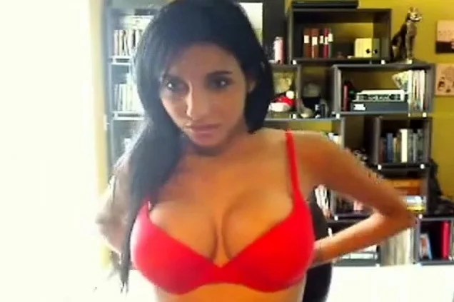 Firm tits latina masturbates on webcam video