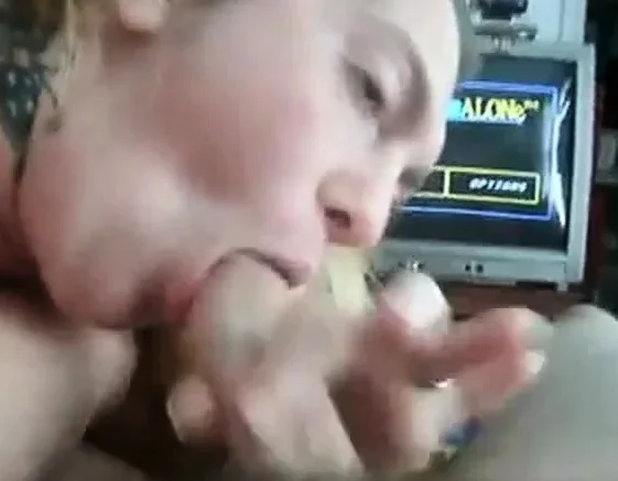me fucking my husband and sucking his nice yummy cock