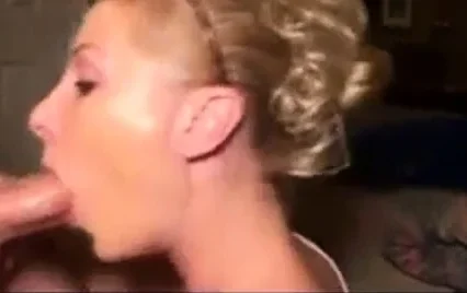 Amateur - Cute Girl Huge Cum Swallow Facial on Cam