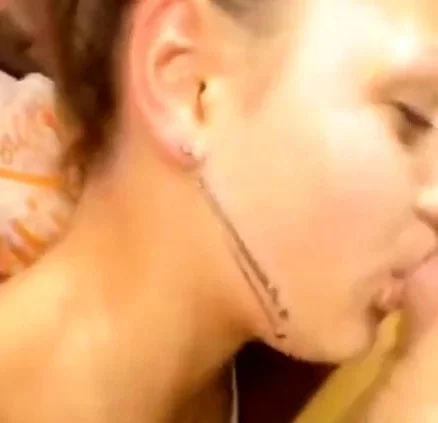 Amateur car blowjob