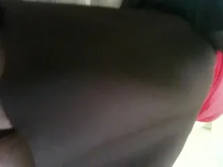 upskirt arab2