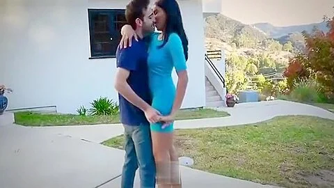 تستدرج حبيبها في منزل ابوها لكن انكشفت سكس مترجم كامل