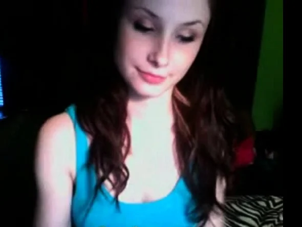 cute tight teen flashes on webcam chat