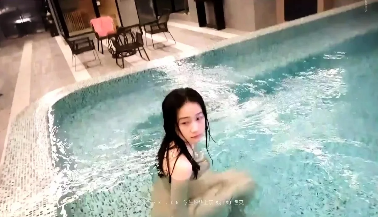 Amateur Asian Teen GF Fucked