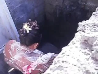 con la misma vecina