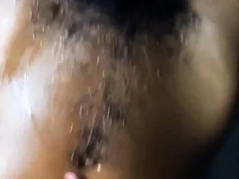 NEGRA PELUDA