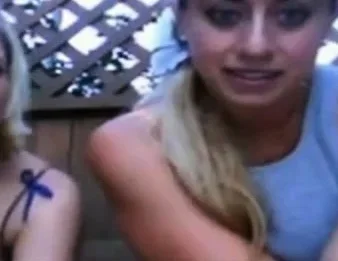 Flashing Tits on Cam