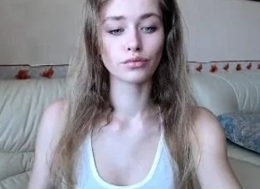Brunette Solo Webcam Masturbation