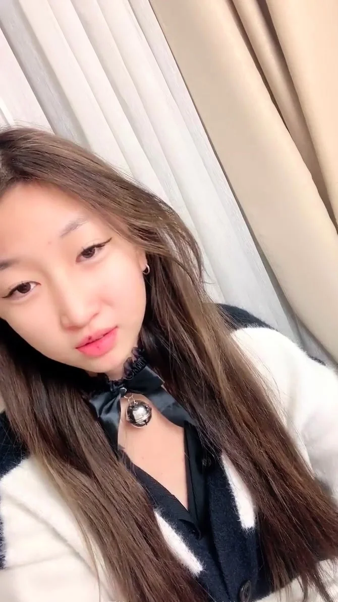 Amateur asian teen licks ass and sucks cock