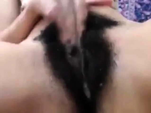 extrem hairy and stinky cam-slut