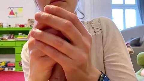 Sie Leckt Ihn Am Arsch, Dann Fickt Sie Ihn - Geiler Rimjob Und Strapon Sex