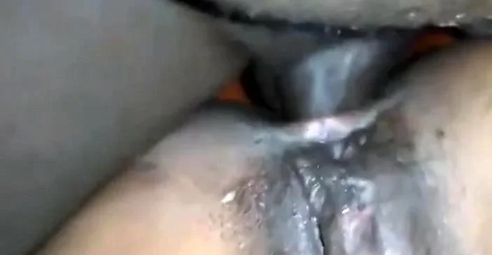 Por el culo a una chapiadora