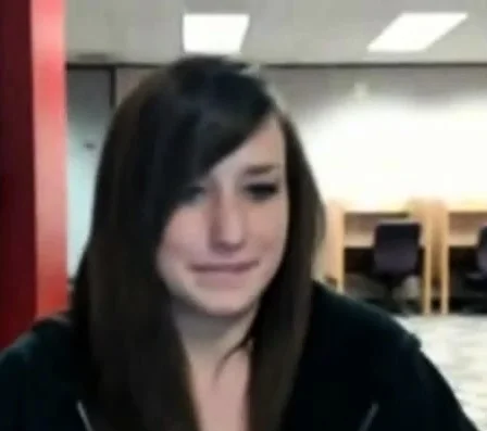 can you see she cums inlibrary in 02:58 ?