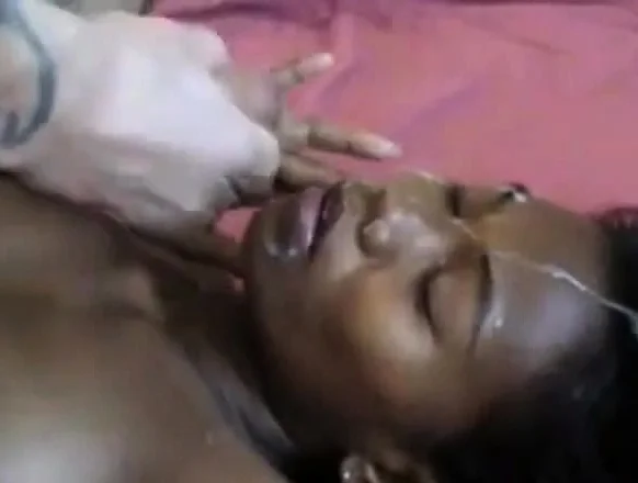 Pattaya thai street hooker gives Blowjob to sextorist LBFM