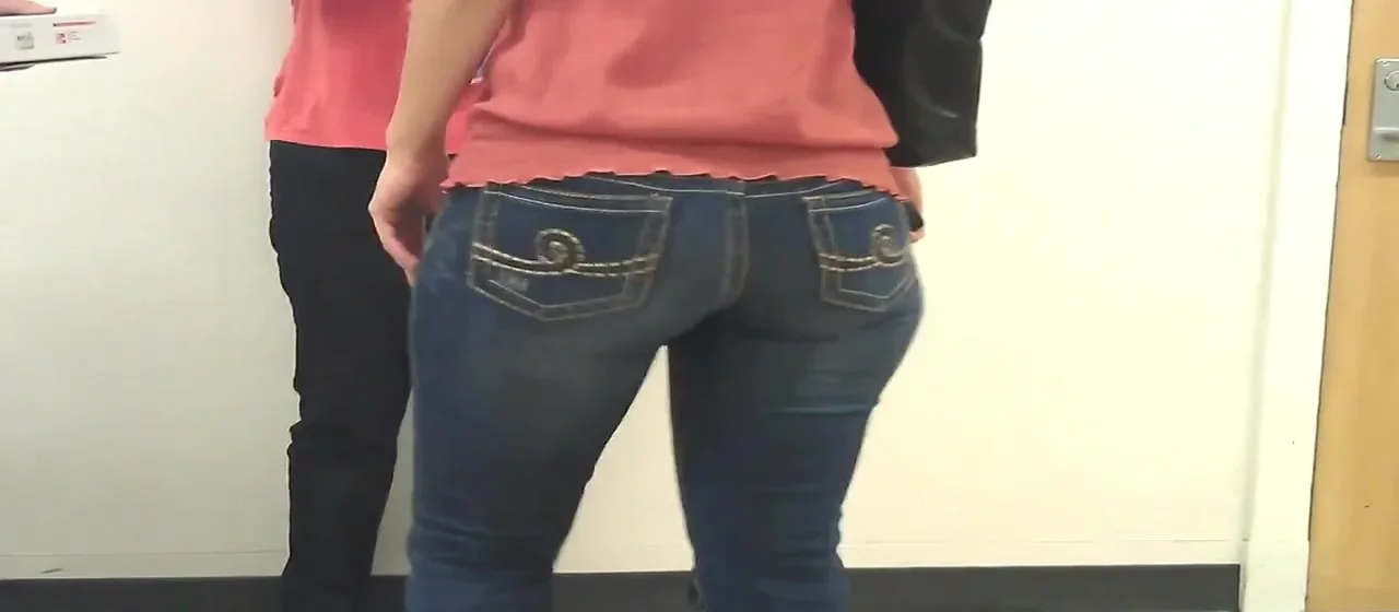 WIDE HIPS WITH PHAT ASS