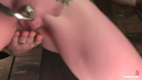 Berlin: The EXTREME Bitch is back!