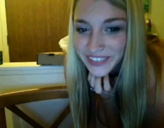 MelissaM36H nude pizza