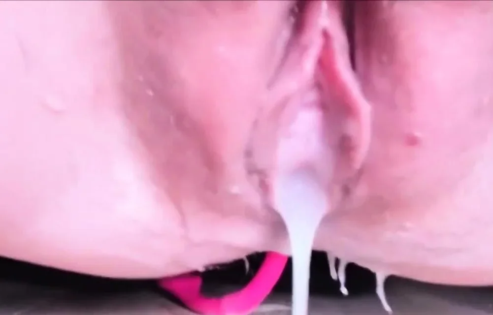 Incredible Open Pussy Closeup Ejaculation in HD