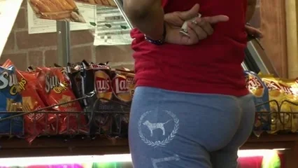 round booty in sweats