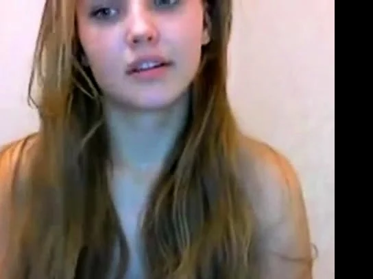 Pretty cute teen showing tits