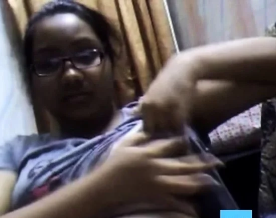 Bangla desi Dhaka girl Sumia on Webcam