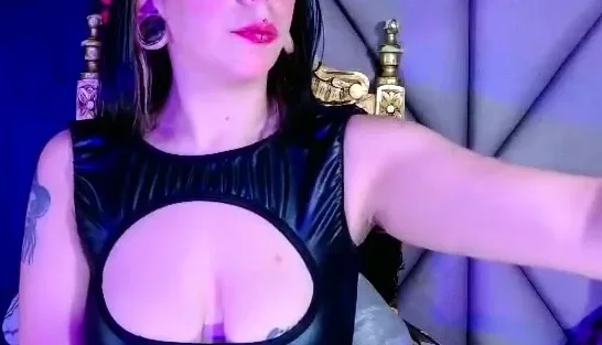 Pretty redhead webcam masturbation show