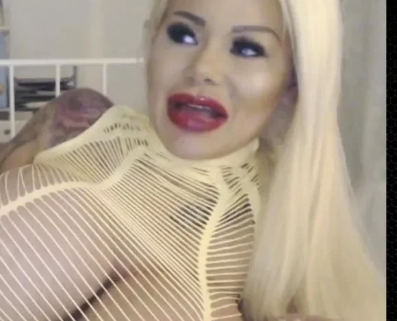 Amateur blond girl with big boobs getting fucked