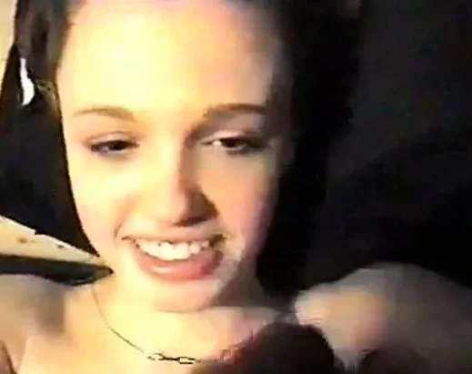 amateur babe blowjob