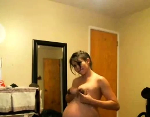 pregnant webcam