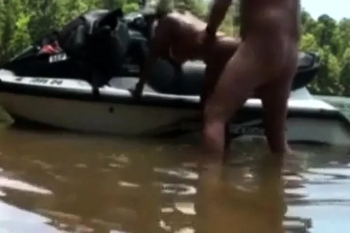 Amateur Asia Girl Outdoor Sex