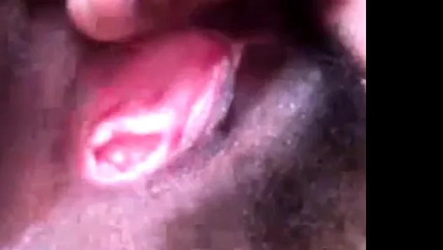 Ebony teen pussy rub