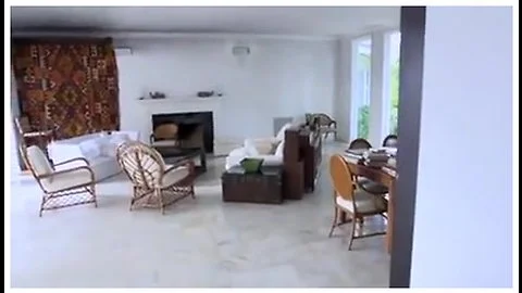 Maid catches guy playing with himself