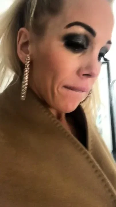 Lovely Blonde With Tight Pussy Masturbate Solo