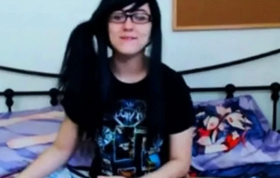 Sexy emo teen girl nice pussy
