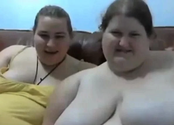 Big fat lesbians on cam