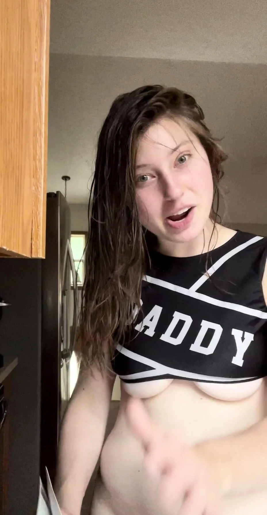 Amateur Webcam Teen Masturbates And Teases