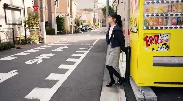 Japanese teen finger fuck