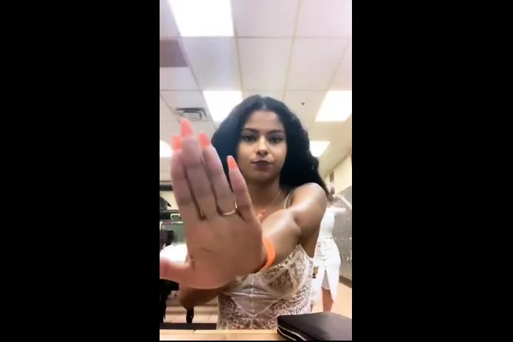 Indian Desi Teen In Glasses Squirting On Webcam