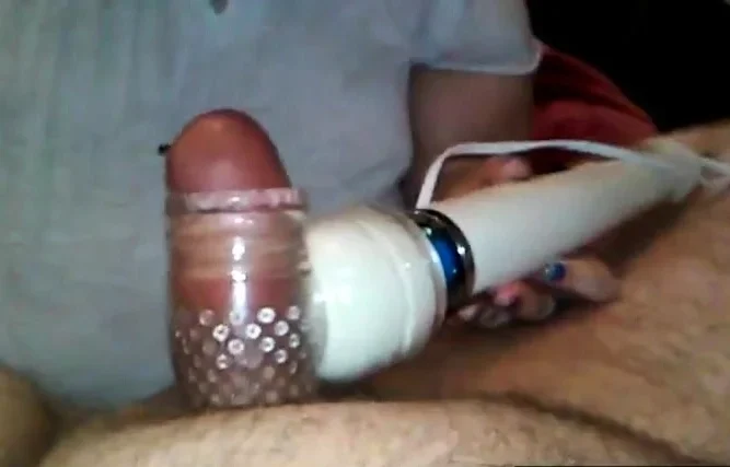 Girl testing out the Hummingbird wand attachment