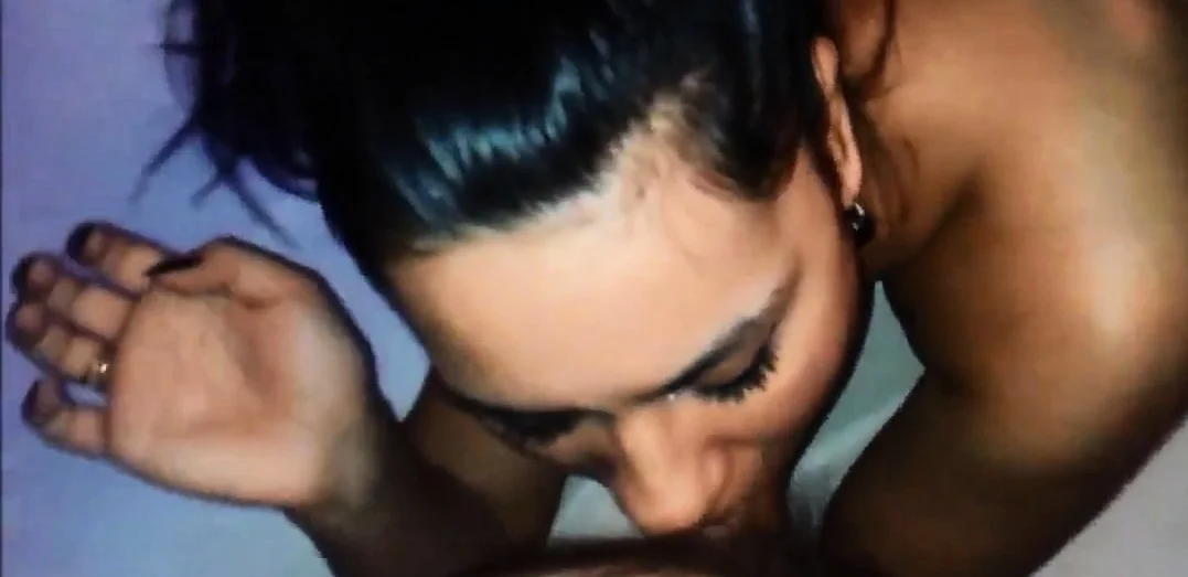 Sexy Latina milf bj cum in mouth