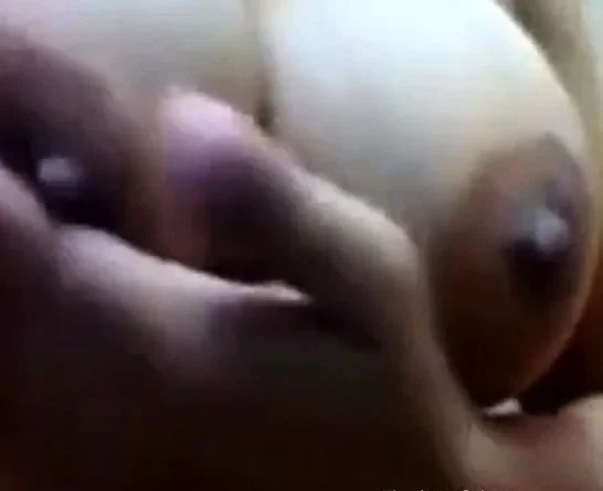 Pakistani girl playing with her Boobs