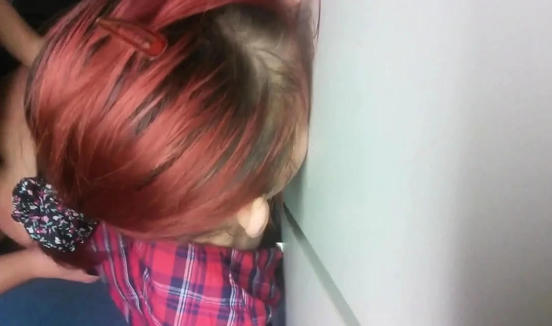 fucked this girl in the locker room