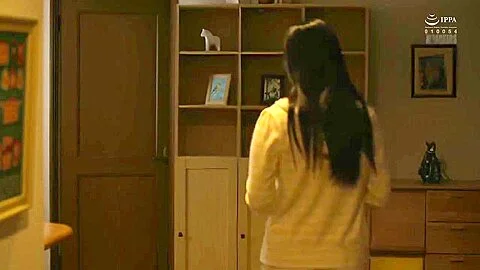 Surrounded By Her Boyfriend I Hikari 4of5