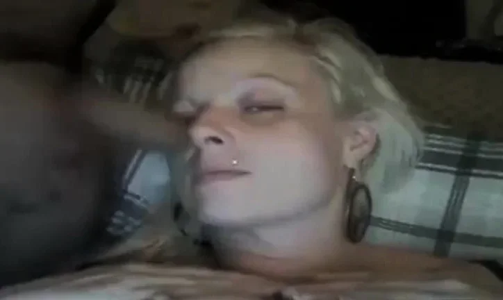 Ivana Nik, Serbian mature