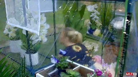 Jenna Starr- Cum In My Greenhouse