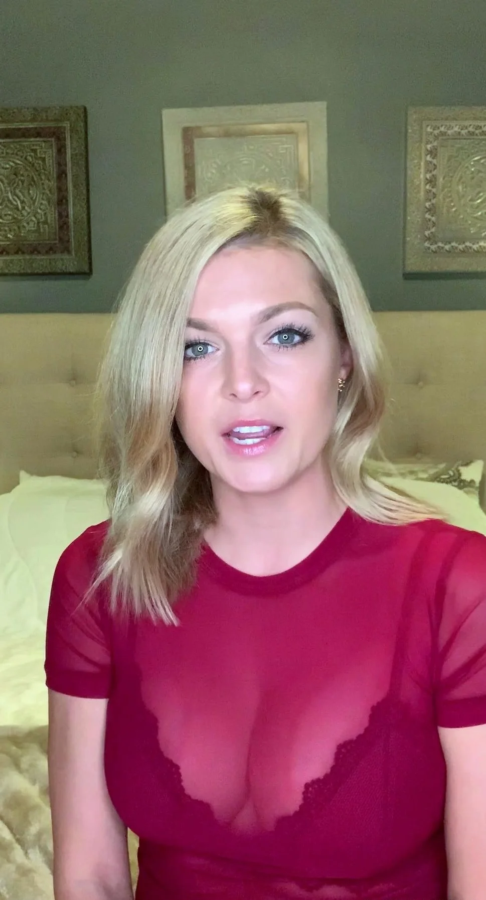 Amateur blond girl with big boobs getting fucked